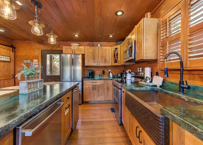 The Buckhorn By Stony Brook Cabins