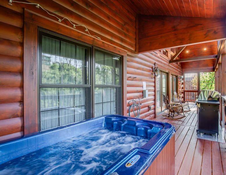 The Buckhorn By Stony Brook * Gatlinburg